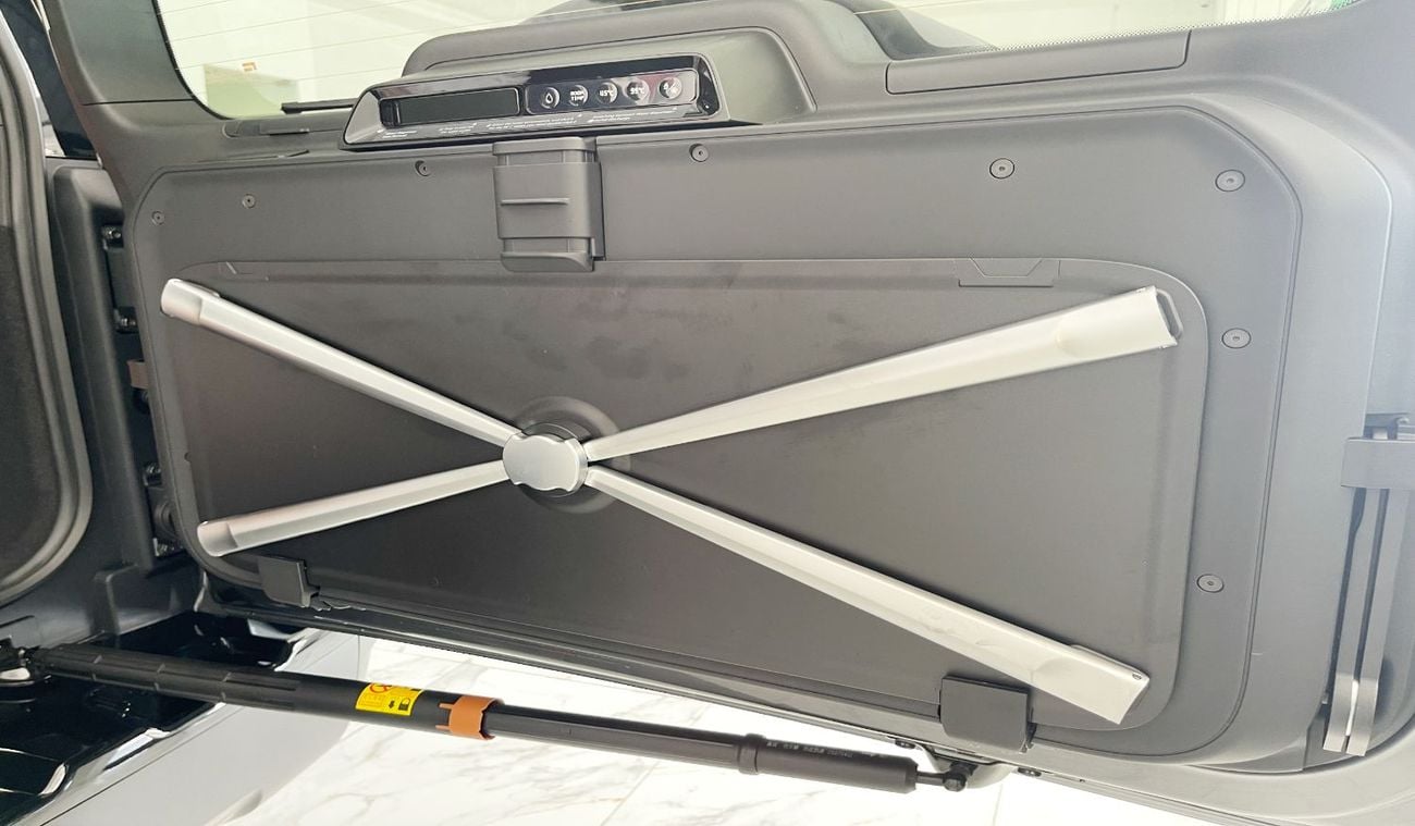 روكس 01 VIP LONG RANGE, 6 - SEATER VIP EDITION WITH  KITCHEN.