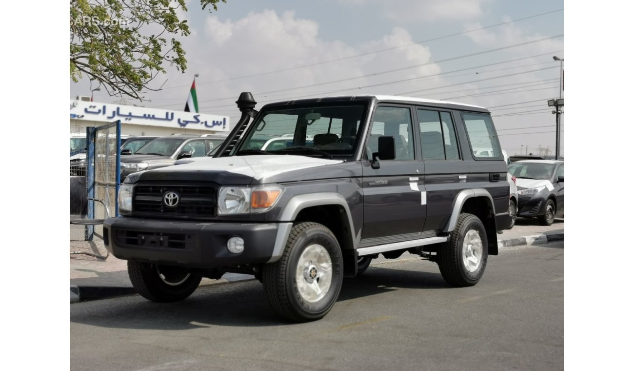 Toyota Land Cruiser Hard Top 4.2L, 16' Alloy Rims, Central Door Lock System, Power Window, Key Start, 4WD Gear Box, CODE-LCGY20