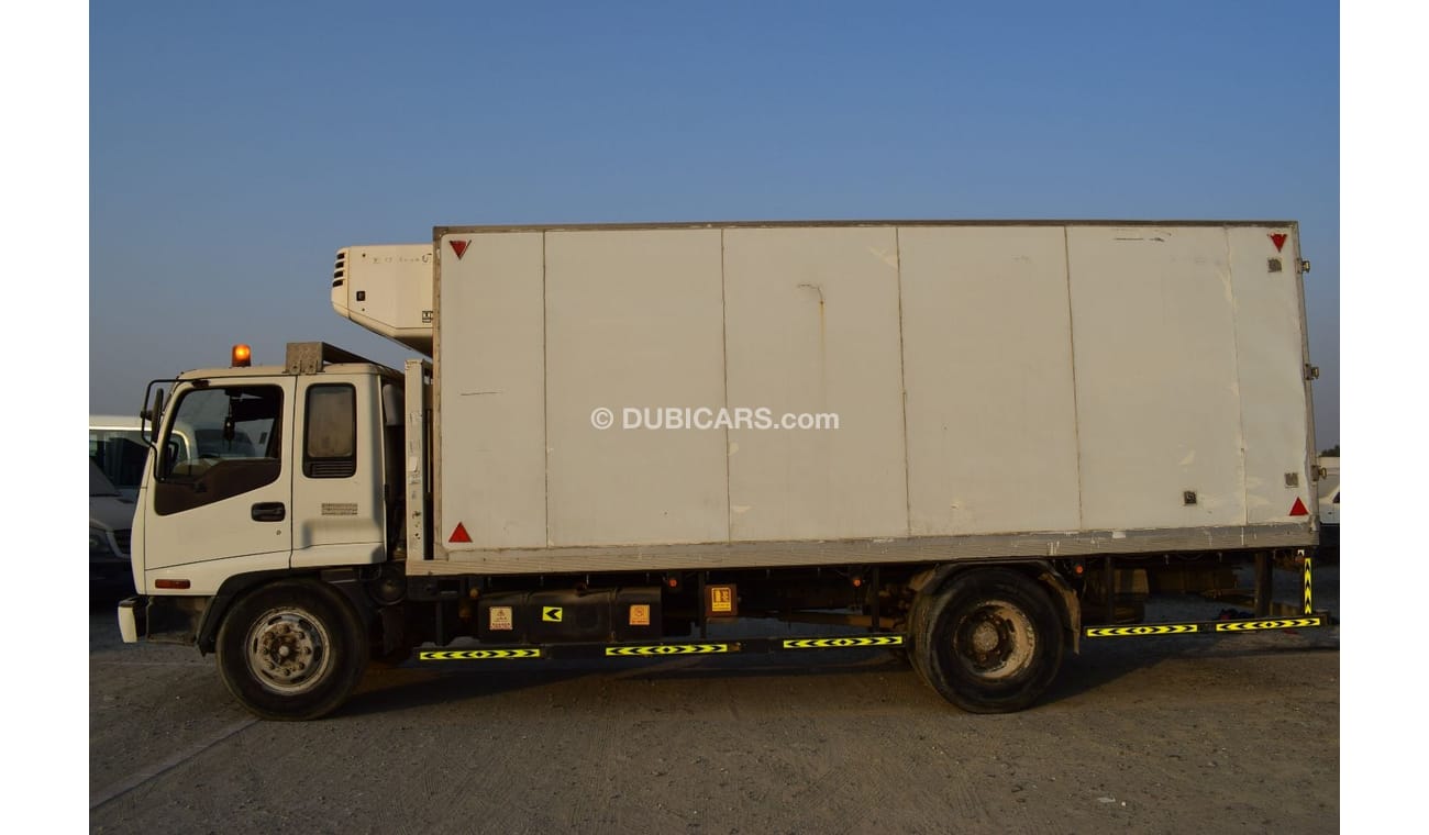 Isuzu FSR Isuzu FSR 7 ton chiller, Model:2007