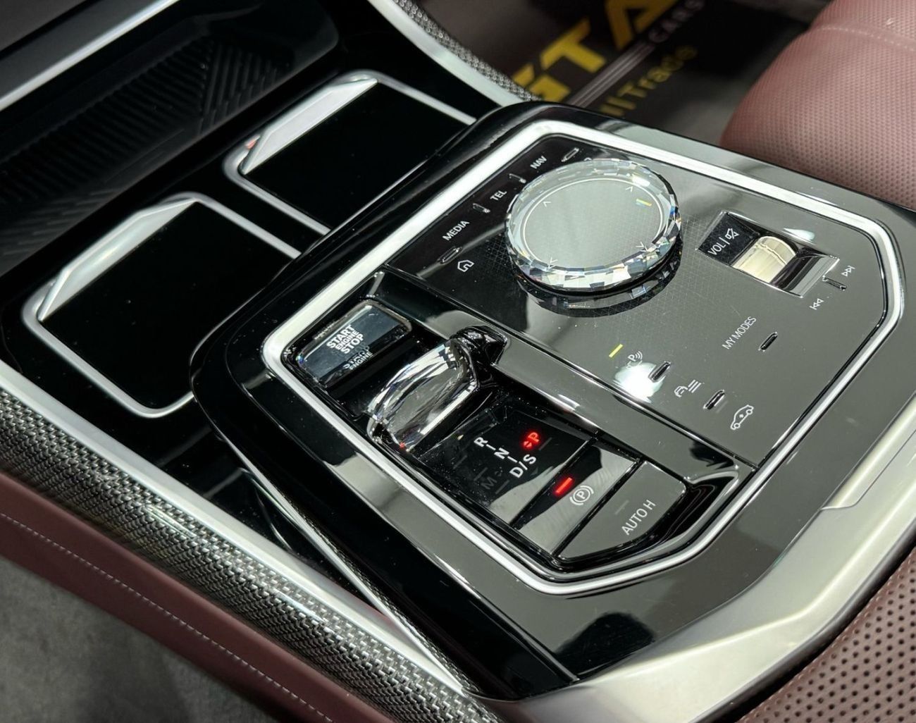 بي أم دبليو 760Li 2023 BMW 760i M-Sport, 2027 BMW Warranty + Service Pack, Fully Loaded, Low Kms, GCC