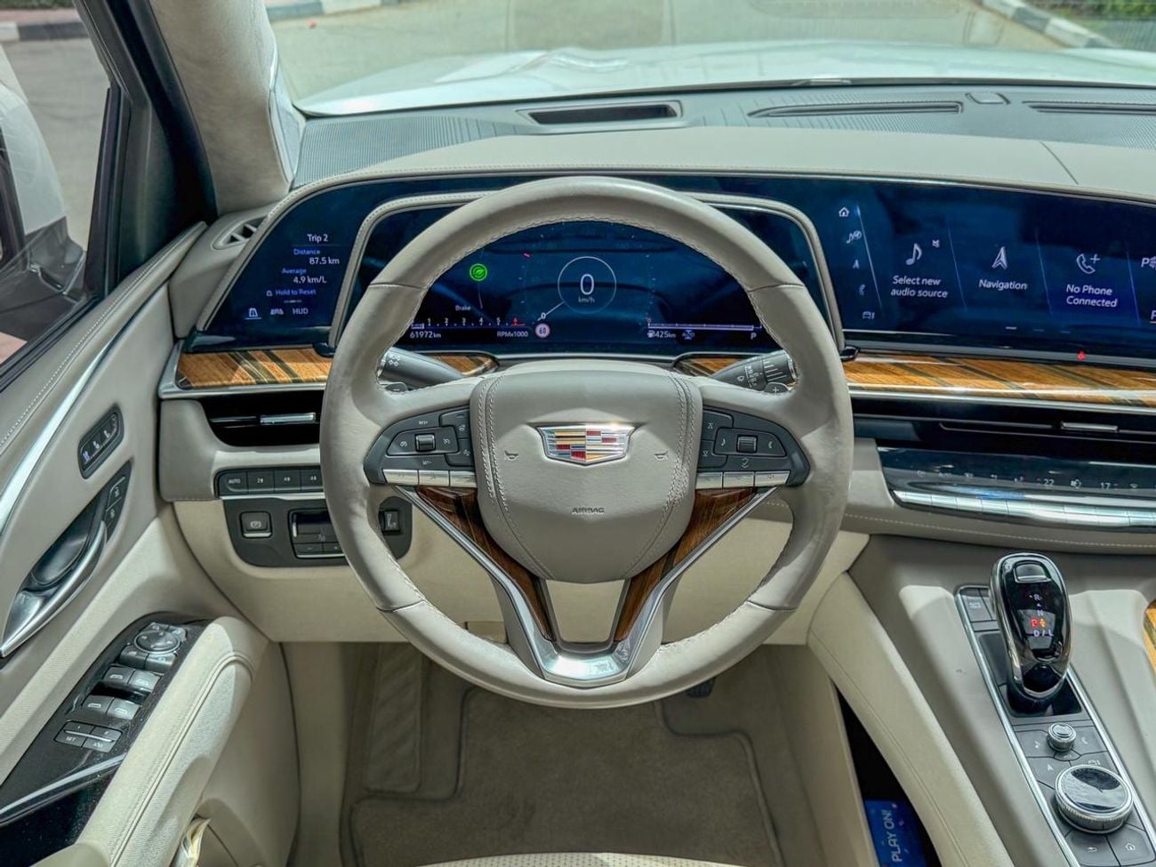 كاديلاك إسكالاد Sport Platinum 6.2L 4WD