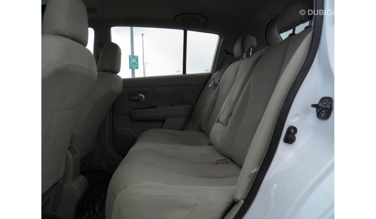 Nissan Tiida 2012 sunroof ref#543