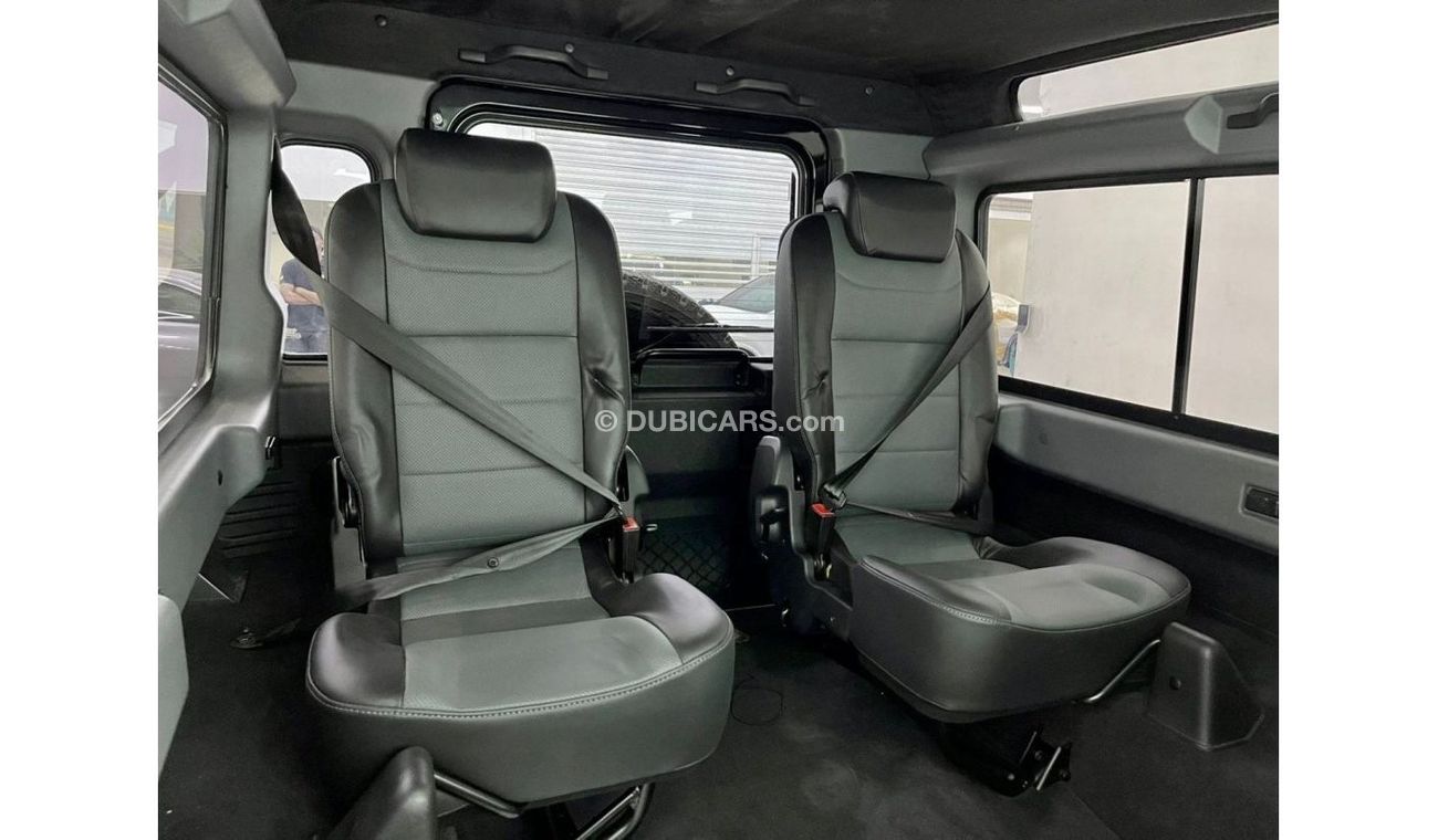 لاند روفر ديفندر 2016 Land Rover Defender, Full Service History-Warranty-GCC