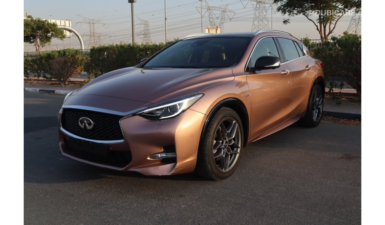 Infiniti Q30 Sport