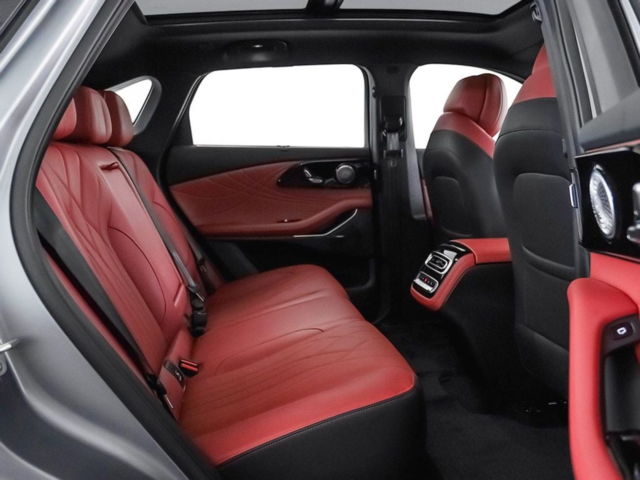 Exeed RX 2026 Exeed RX PHEV Prestige AWD / Brand New Car / 7 Years Warranty