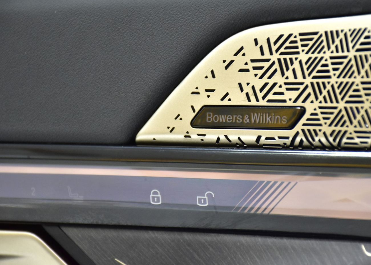 بي أم دبليو 520i EXCELLENT DEAL for our BMW 520i M-Kit ( 2024 Model ) in Grey Color GCC Specs