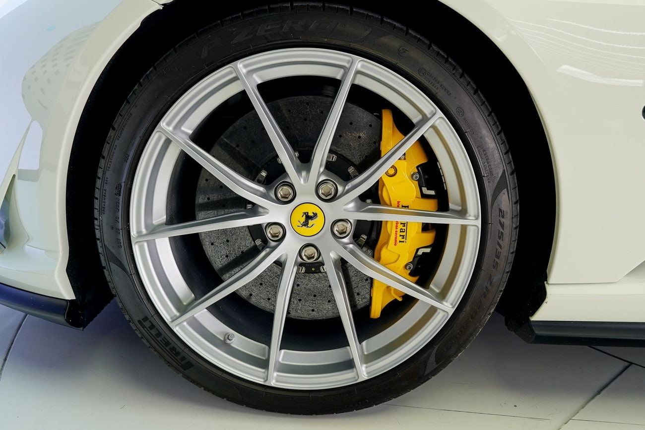 فيراري 812 GTS