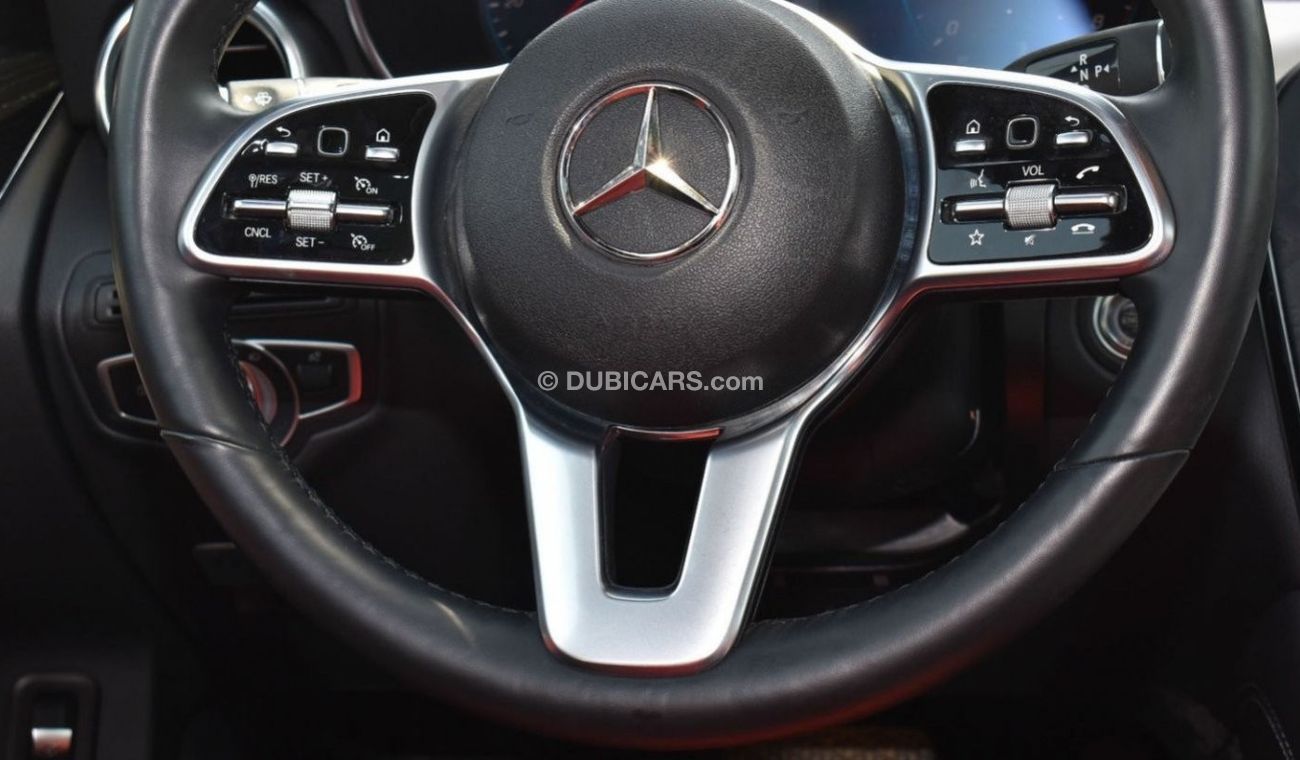 مرسيدس بنز GLC 300 4MATIC