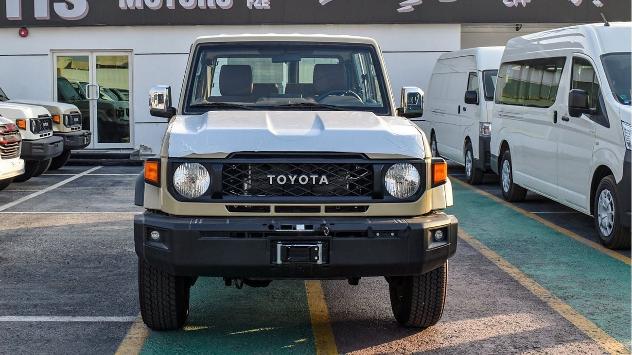 Toyota Land Cruiser 70 4.0L V6 A/T