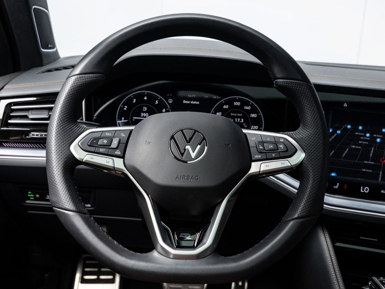 Volkswagen Touareg R-LINE BUY NOW, PAY 2027 | THE BLACKLINE STANDARD | 2029 Volkswagen Warranty + Service Contract, GCC
