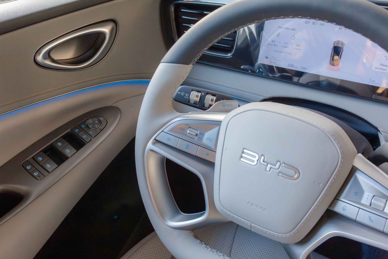 بي واي دي سيل 06 دي إم-آي BYD Sealon 06 DM-i 1.5T 2025 (FOR EXPORT)