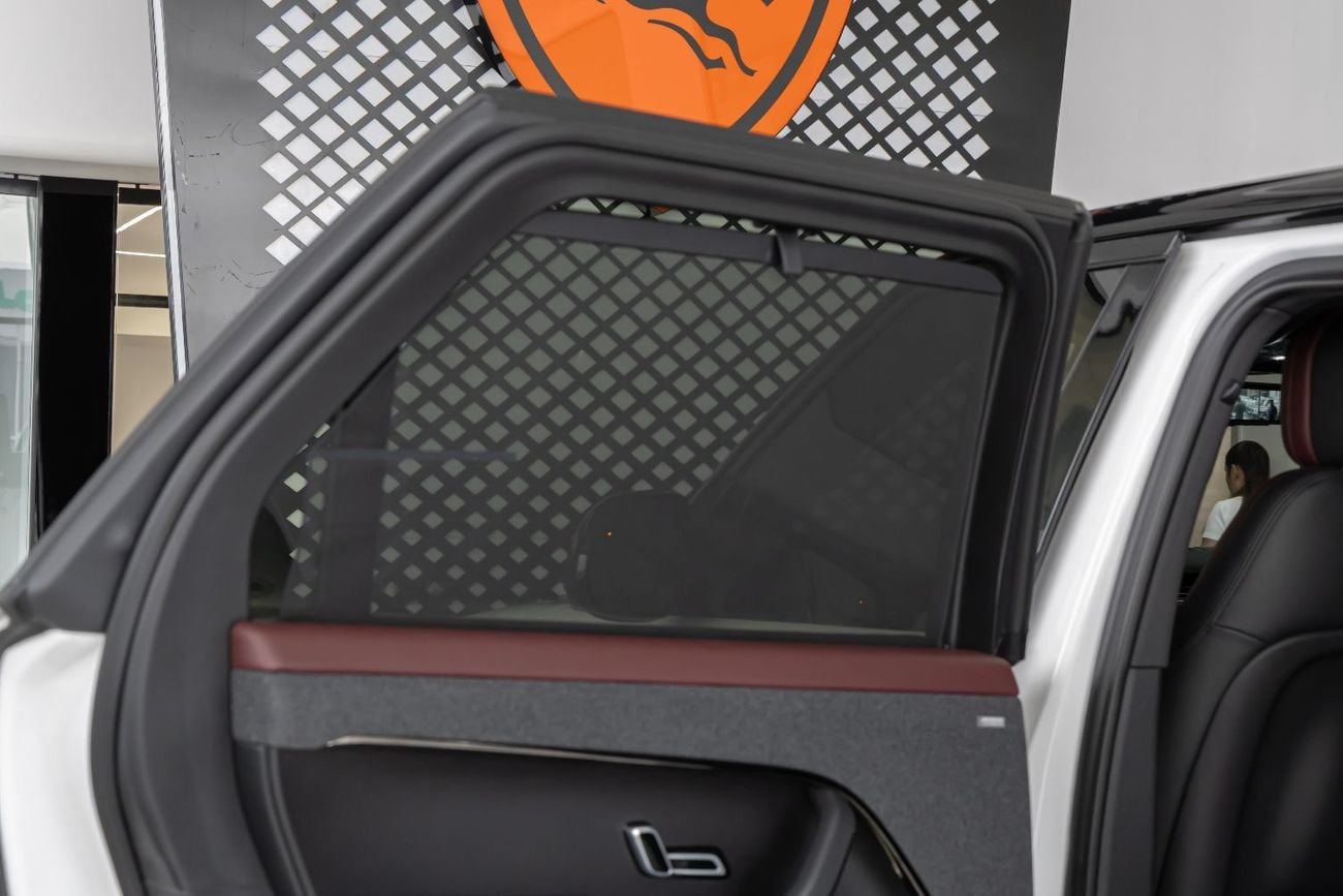 Land Rover Range Rover Sport S P400 3.0L 2024 Range Rover | Sport P400 | Dynamic HSE |  GCC Specs | Al Tayer Warranty & Service C