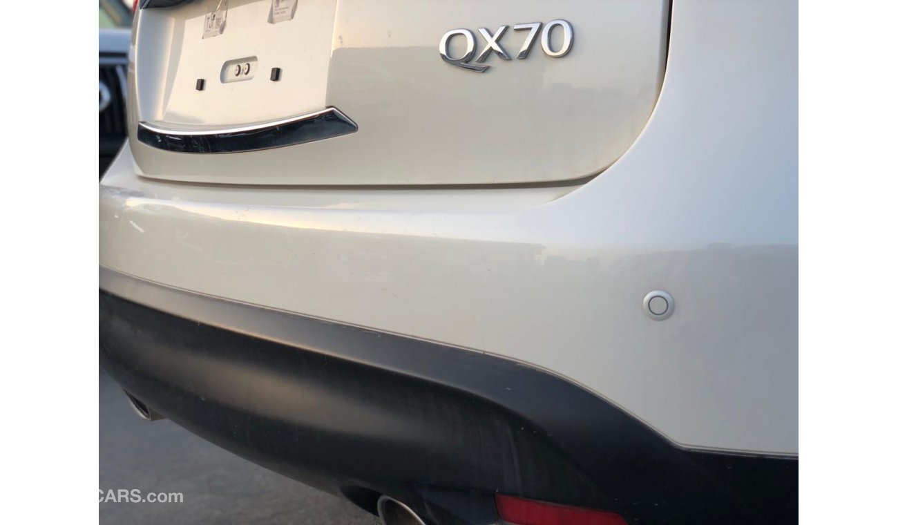 إنفينيتي QX70 3.7L ENGINE,V6, FULL OPTION, FOR BOTH LOCAL AND EXPORT