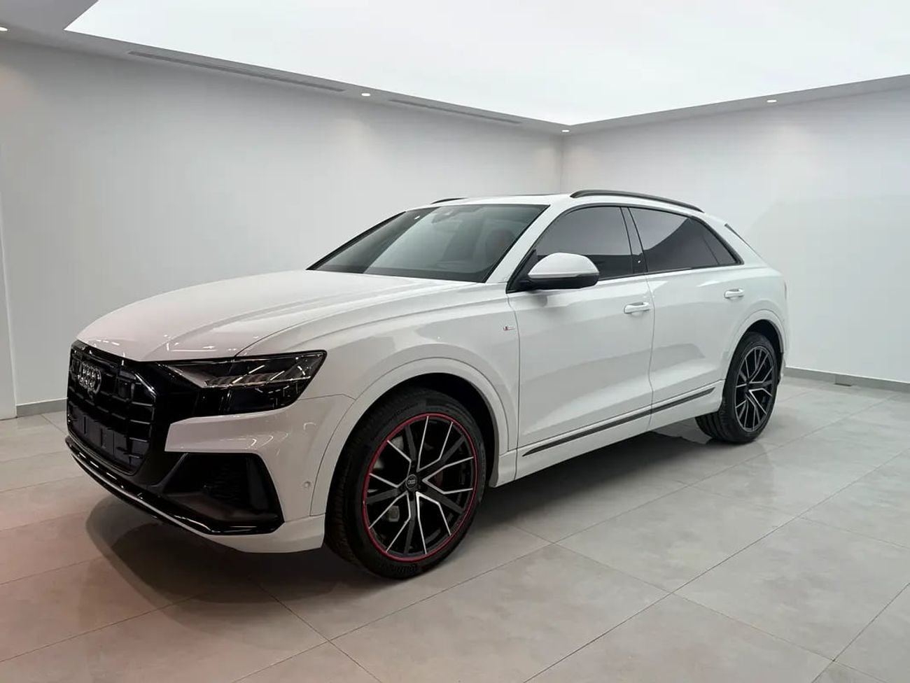 أودي Q8 55 TFSI