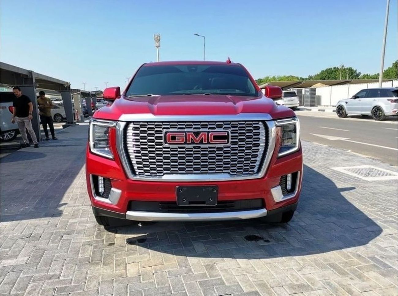 GMC Yukon Denali 6.2L (8 Seater) GMC Denali - 2021 - Red