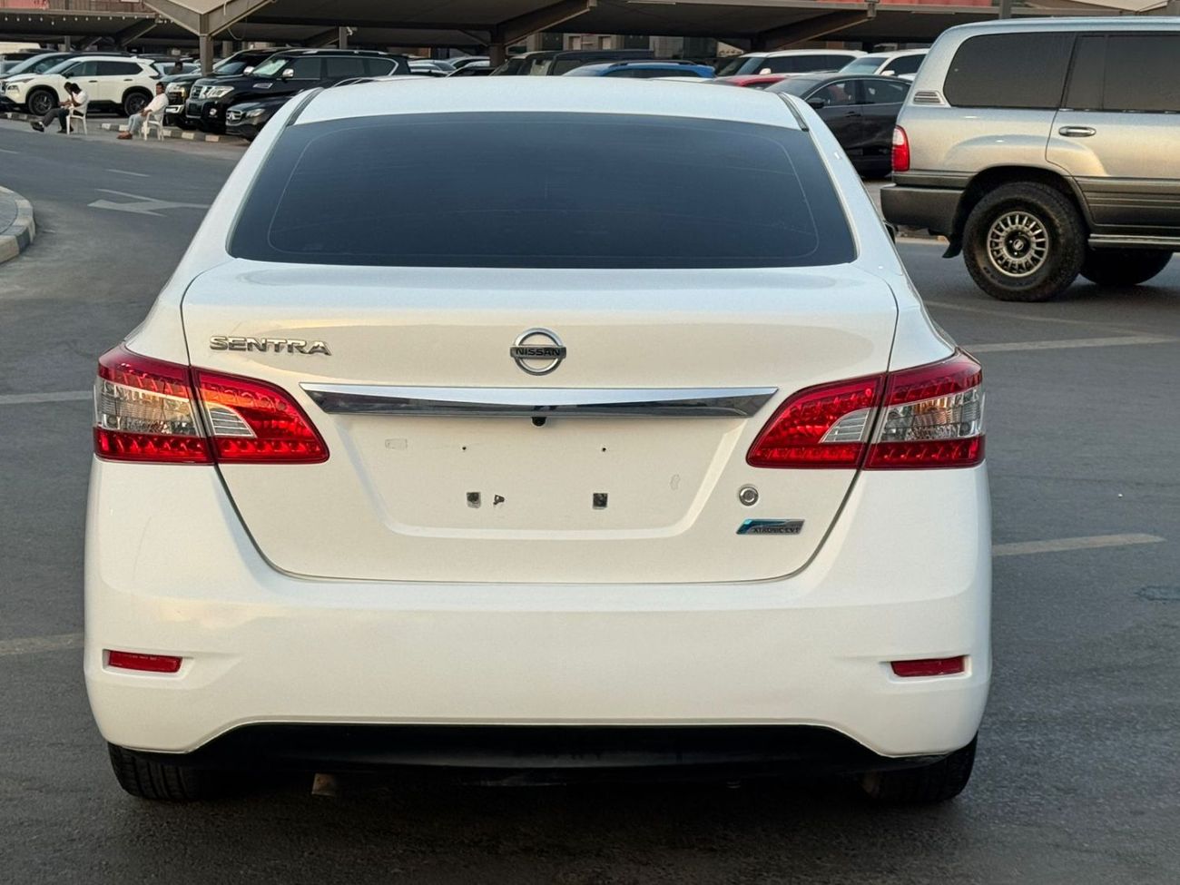 نيسان سنترا ممتازة من الداخل و الخارج