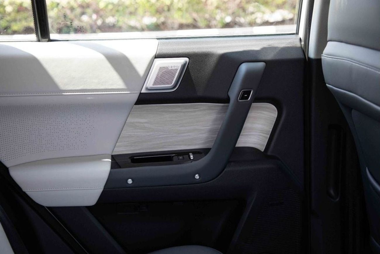 Chery iCar 03 2024 ICAR EQ3 V3 High Performance 4WD - Grey inside White | Export price