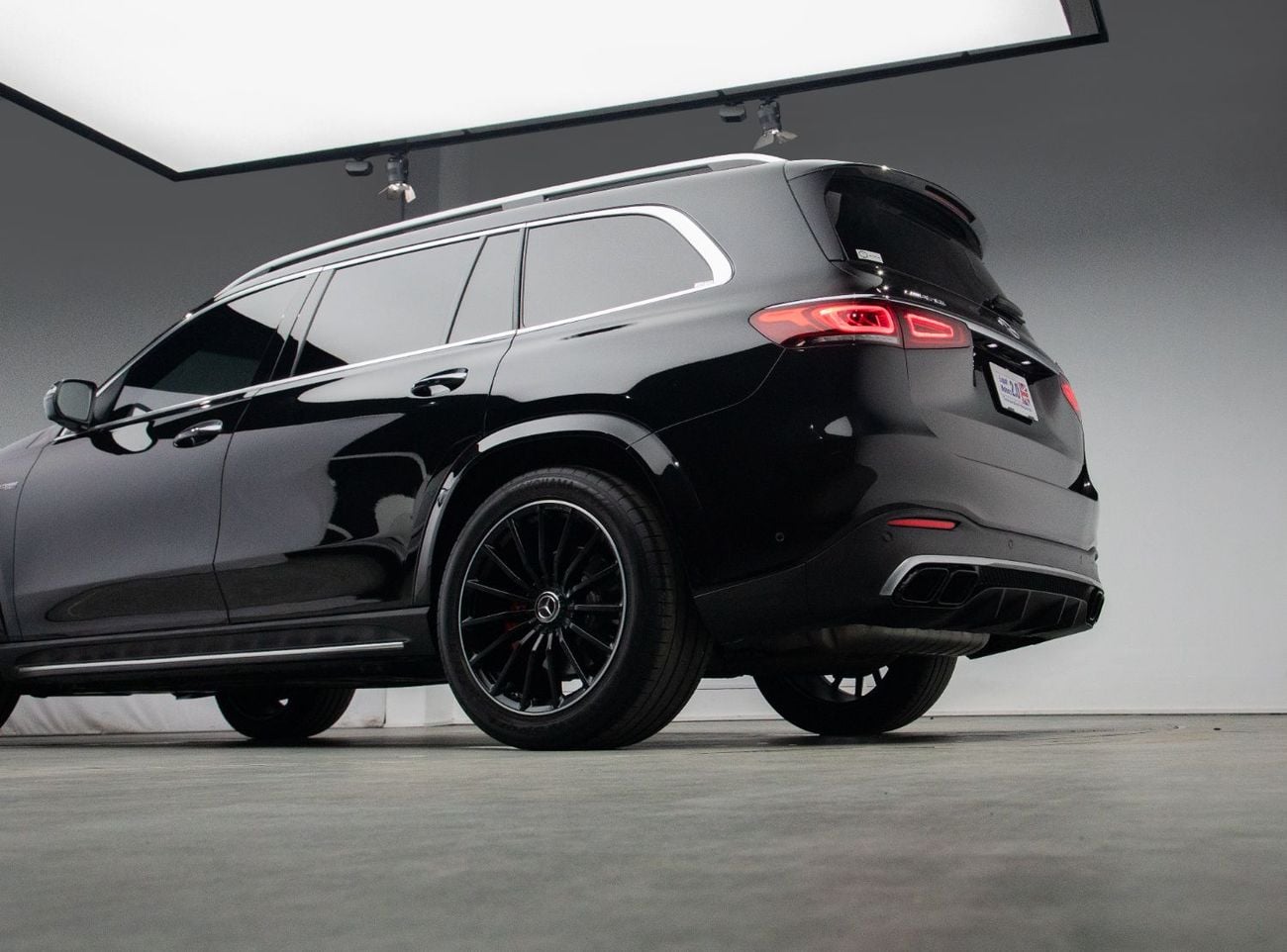 مرسيدس بنز GLS 63 AMG STD