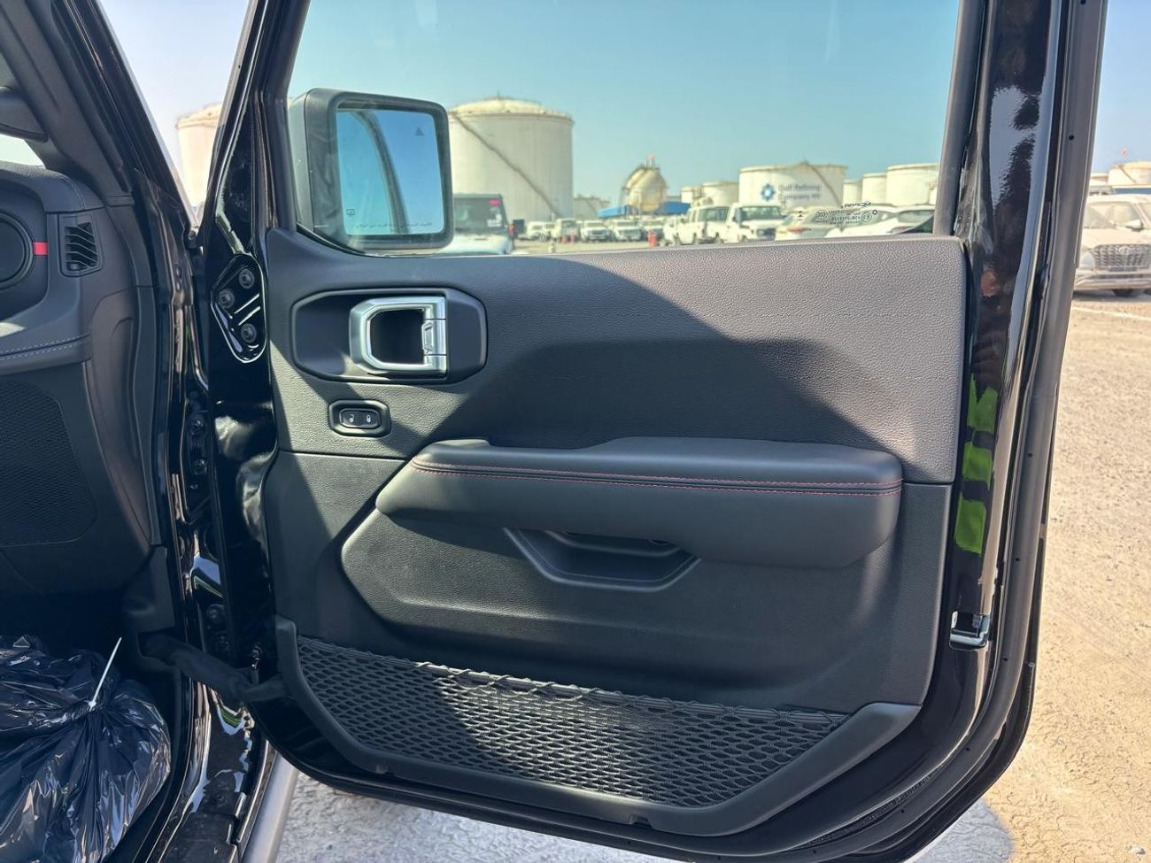 جيب رانجلر 2.0L RUBICON AUTOMATIC TRANSMISSION ( FOR RE- EXPORT ONLY )