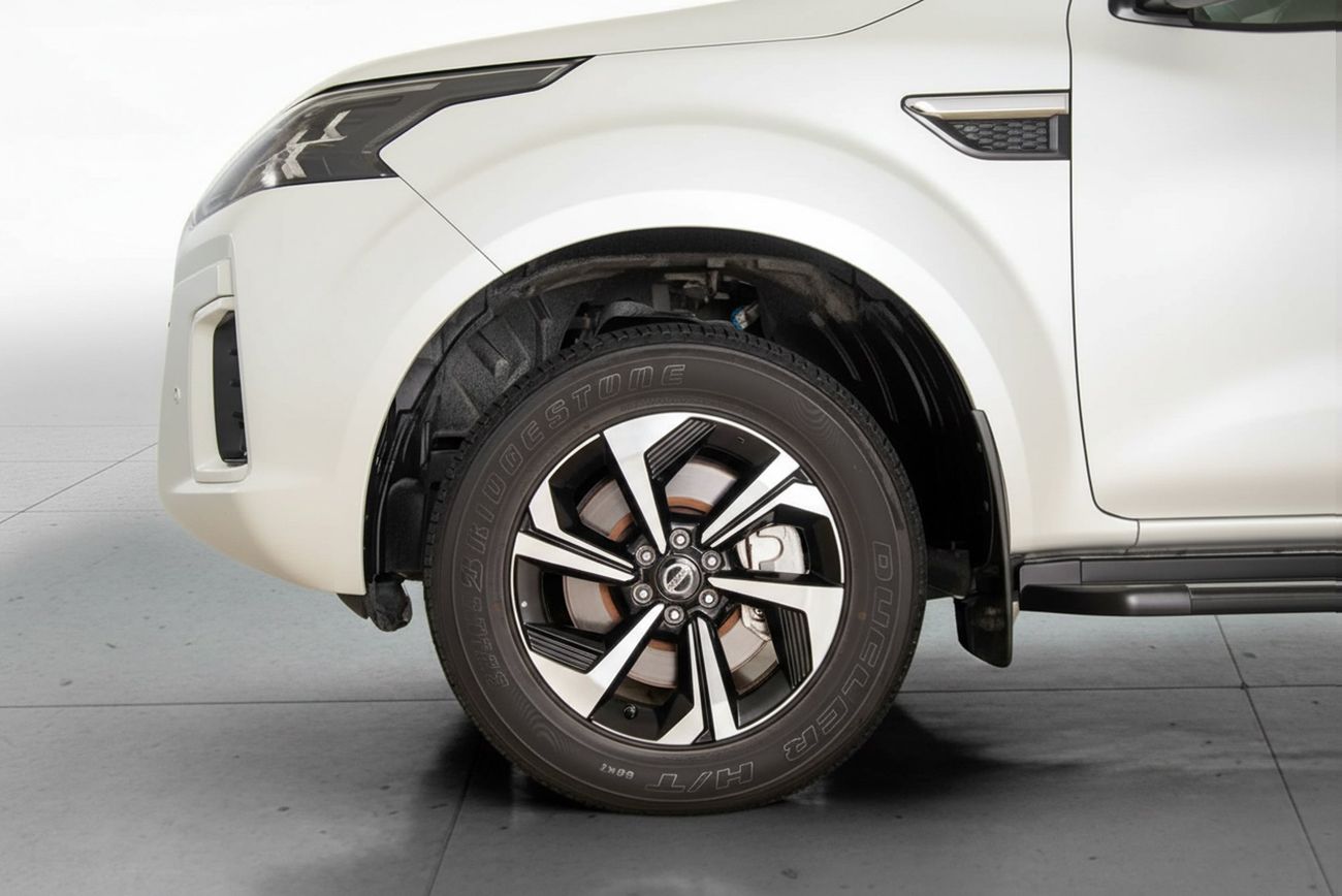 نيسان إكستيرا PLATINUM 2.5