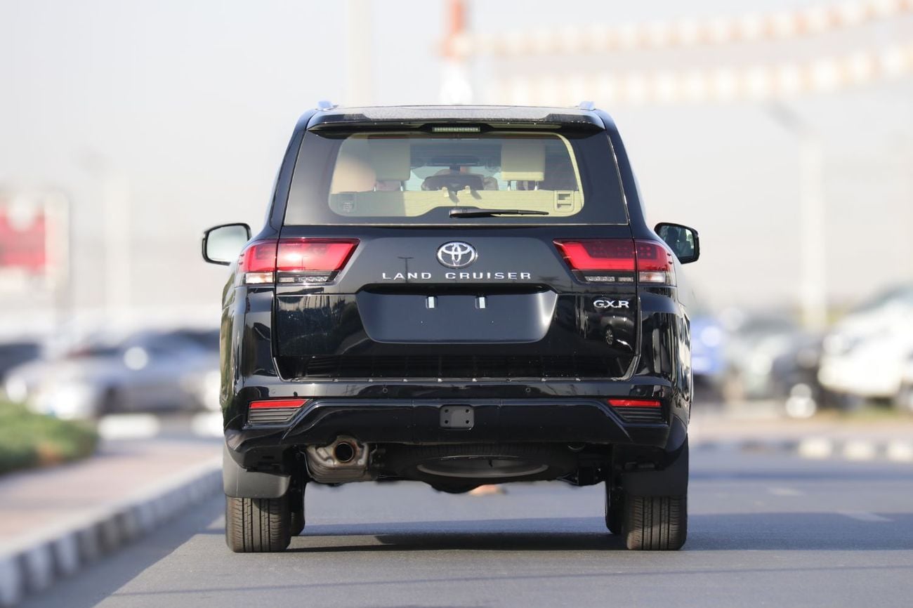 تويوتا لاند كروزر LAND CRUISER GXR V6 4.0 Mid option 2025