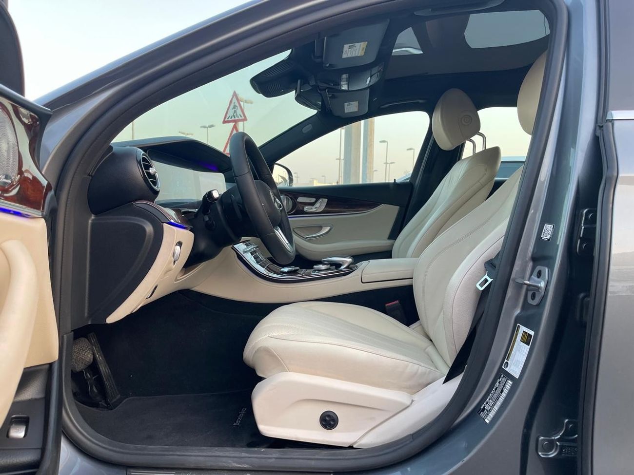 مرسيدس بنز E300 AMG