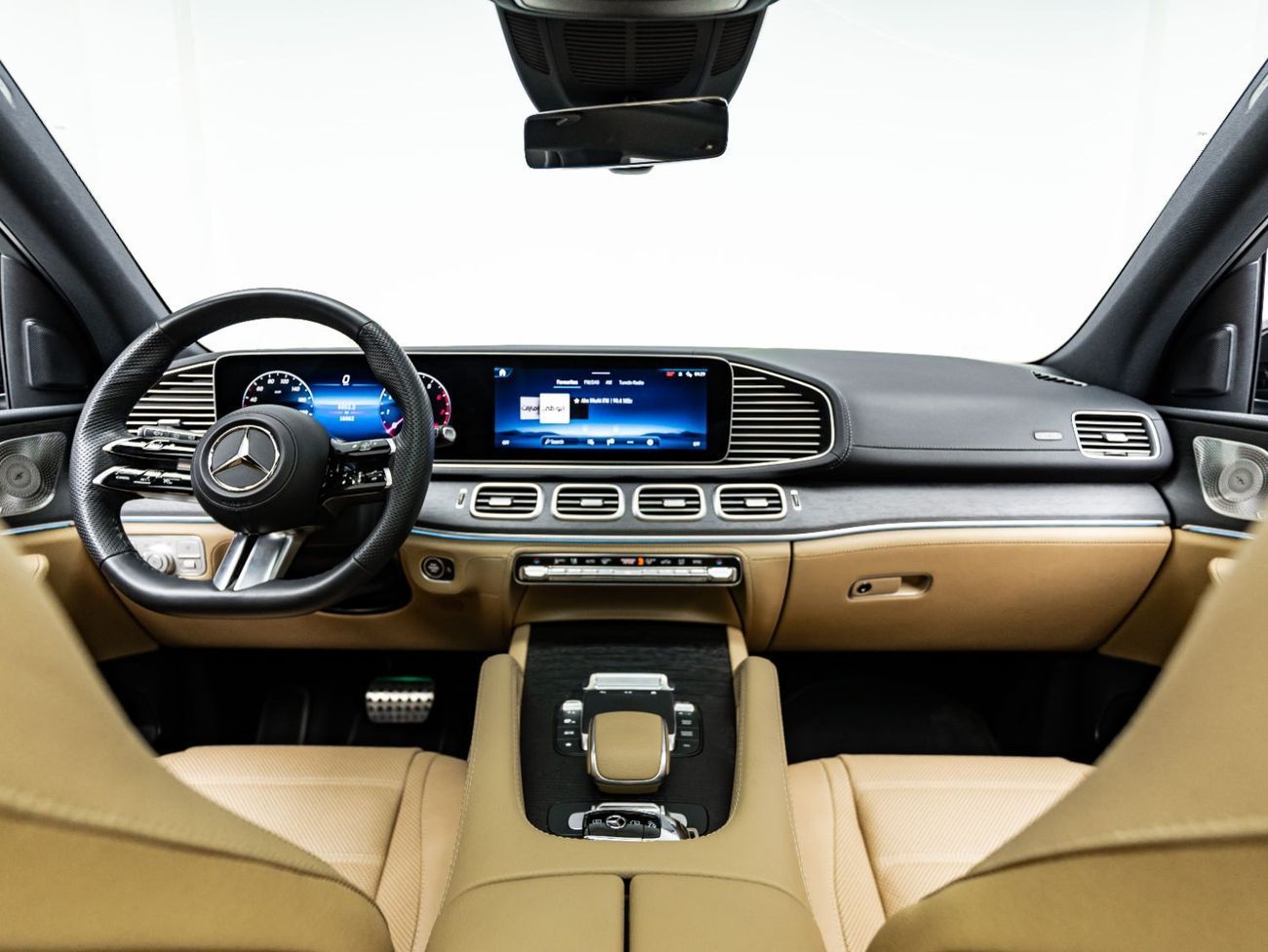 مرسيدس بنز GLS 450 Premium + 3.0L (389 HP)