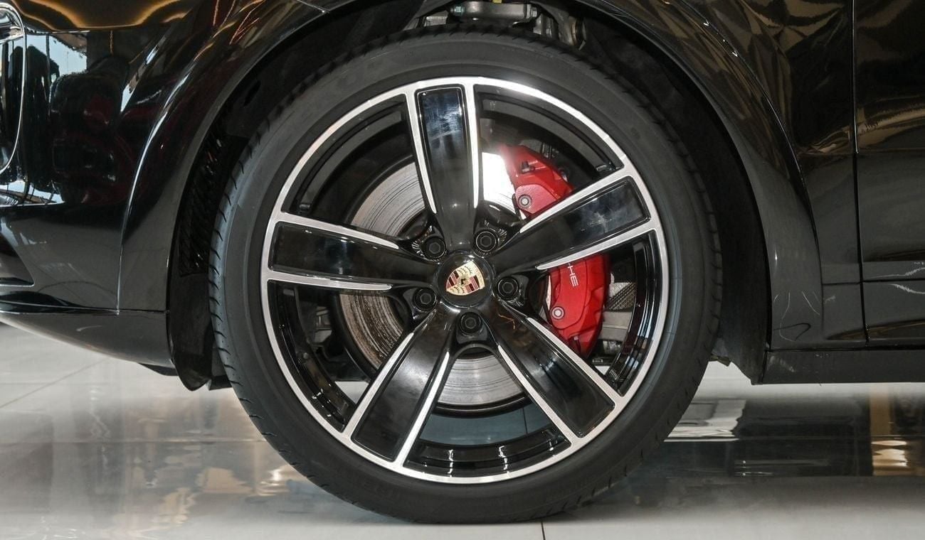 Porsche Cayenne GTS COUPE 2023 V8