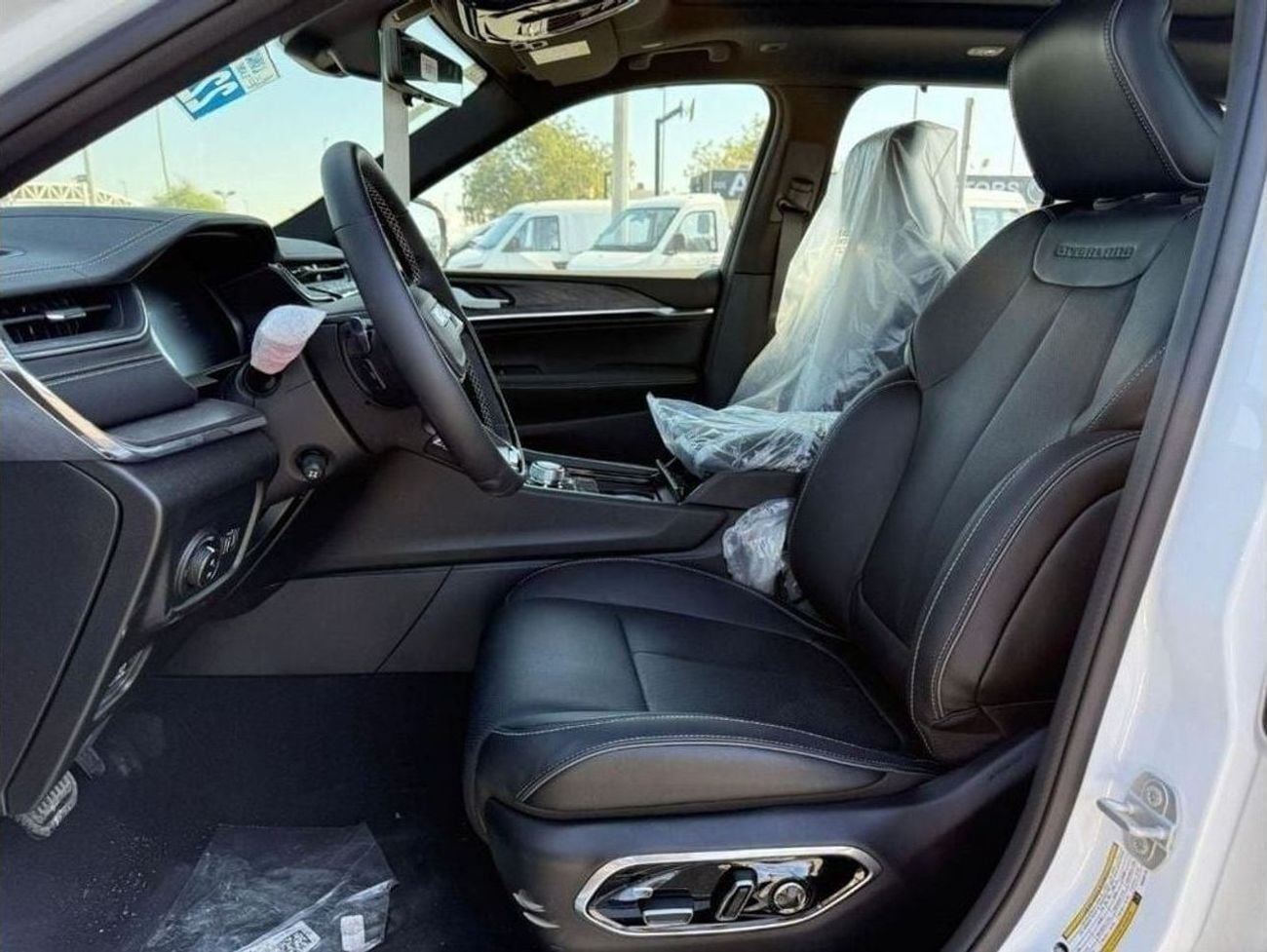 جيب جراند شيروكي EXPORT PRICE - Grand Cherokee Overland 3.6L