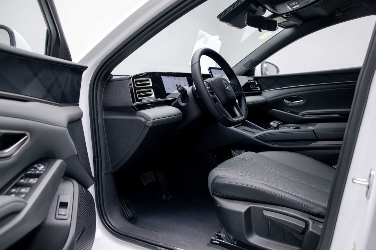 BYD Qin L DM-i Leading Version 1.5L - White Inside Grey | Export Only