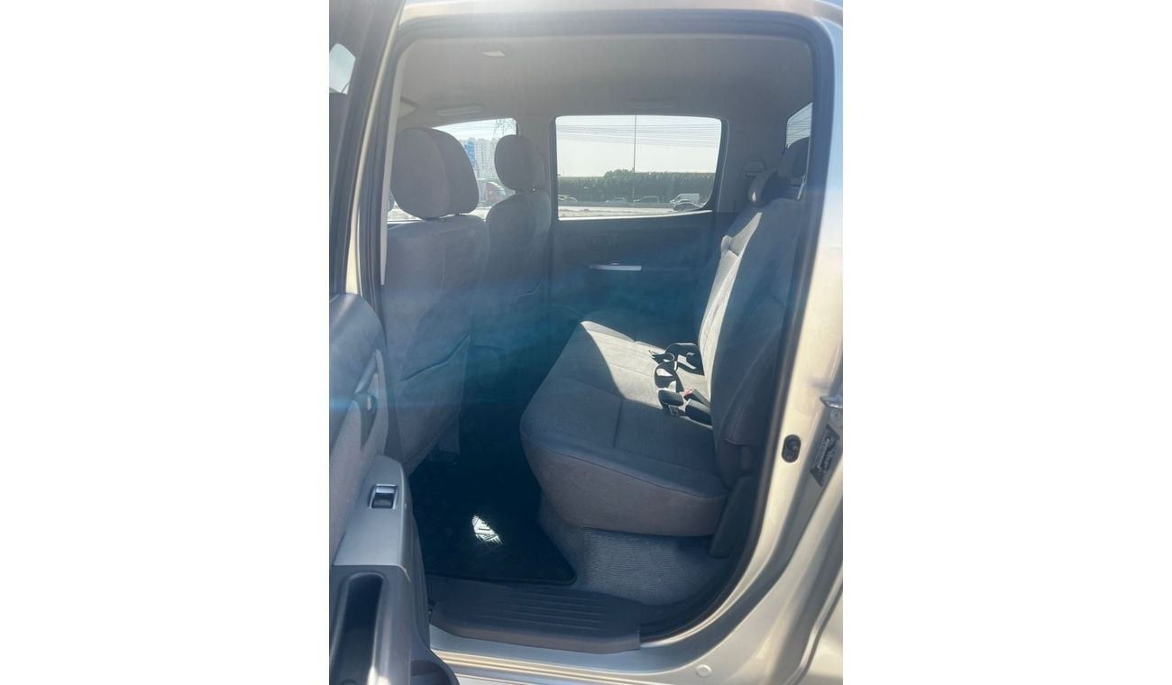 تويوتا هيلوكس