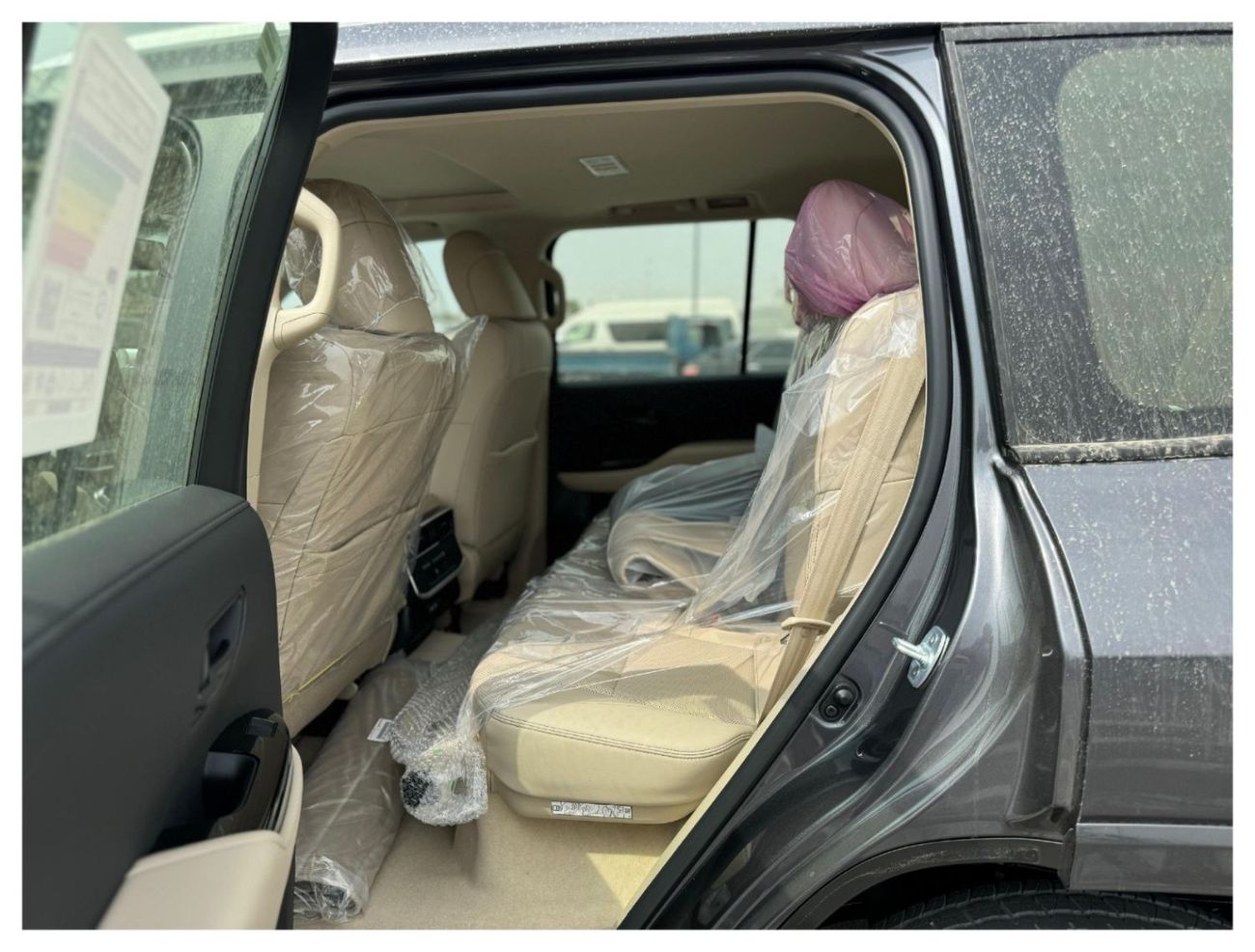 Toyota Land Cruiser GXR 4.0L FULL OPTION WITH SUNROOF AND COOLING BOX