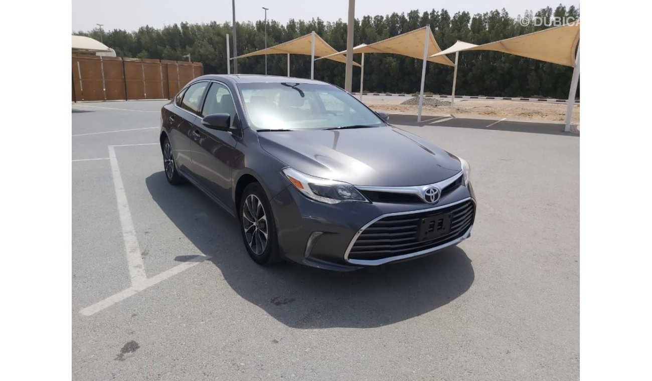 Toyota Avalon XLE - Full Option