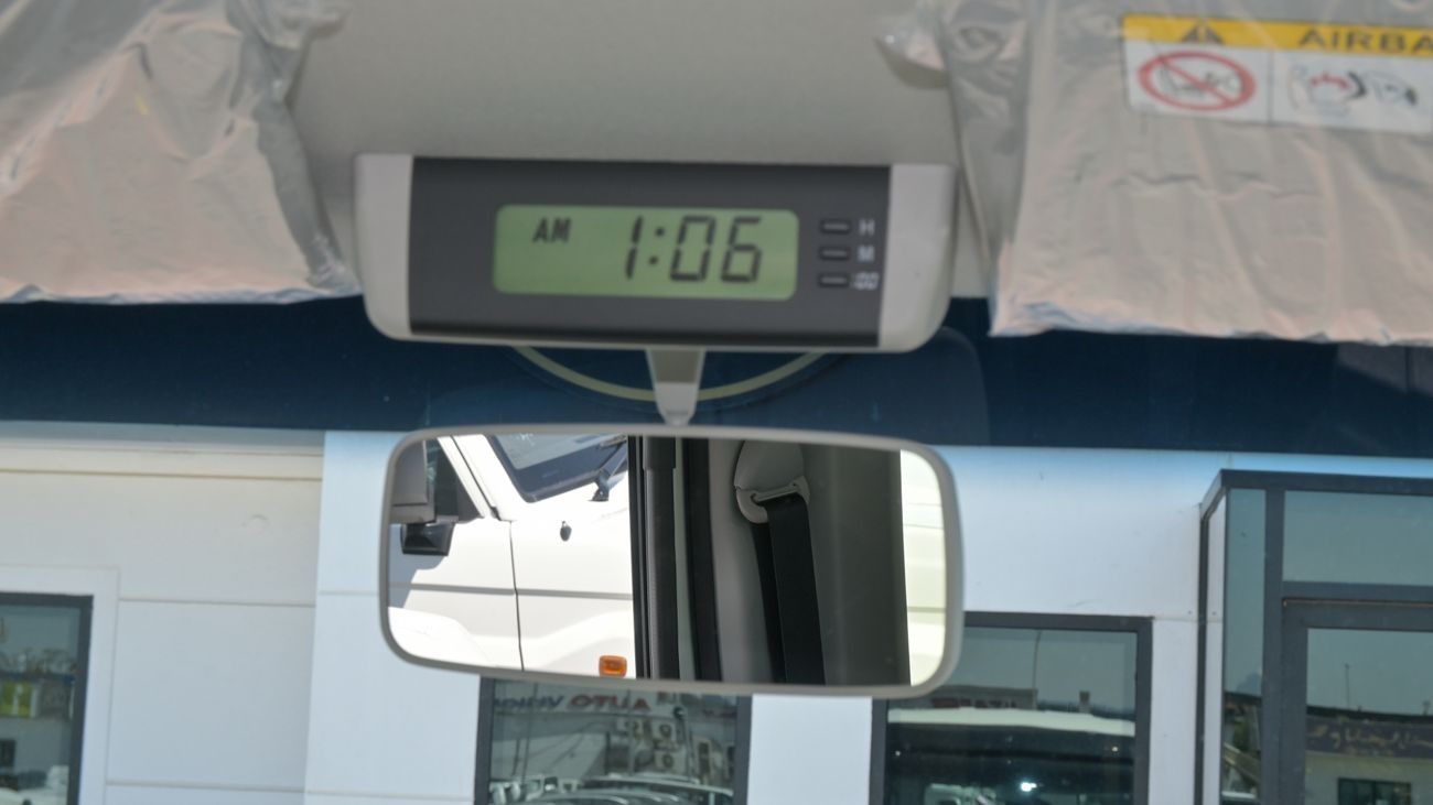 تويوتا كوستر 2.7L Petrol 2025