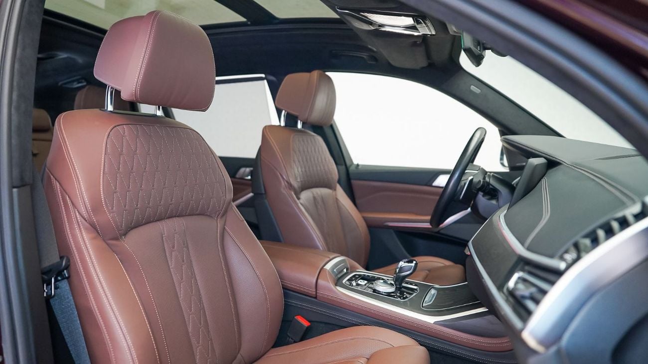 BMW X7 XDrive40i 3.0L Individual | Special Offer | AED 3,376 PM | Low KM, Full Individual Option |