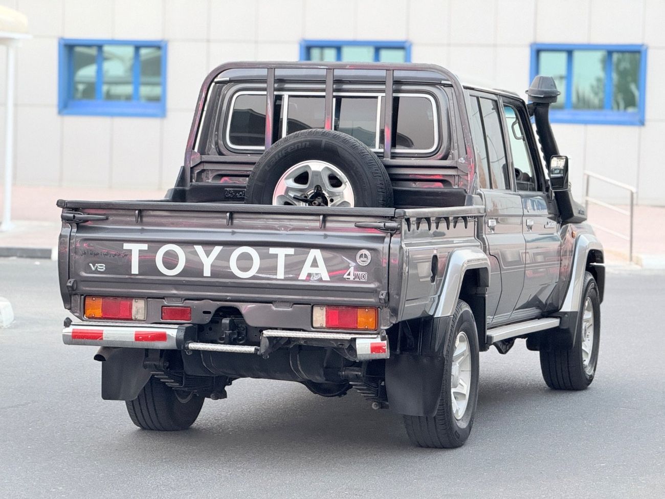 Toyota Land Cruiser Pick Up Double Cabin 4.5L