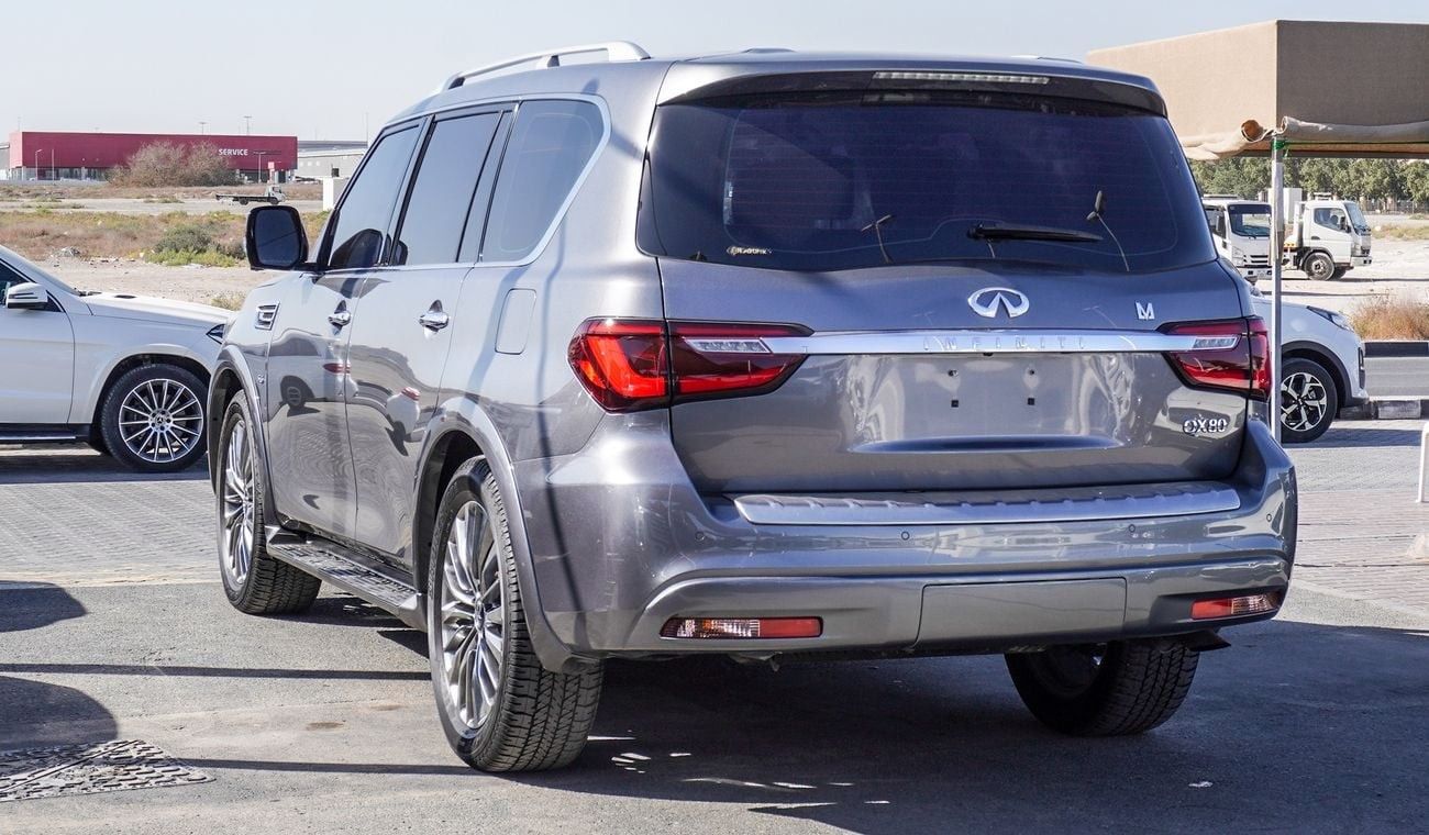 Infiniti QX80