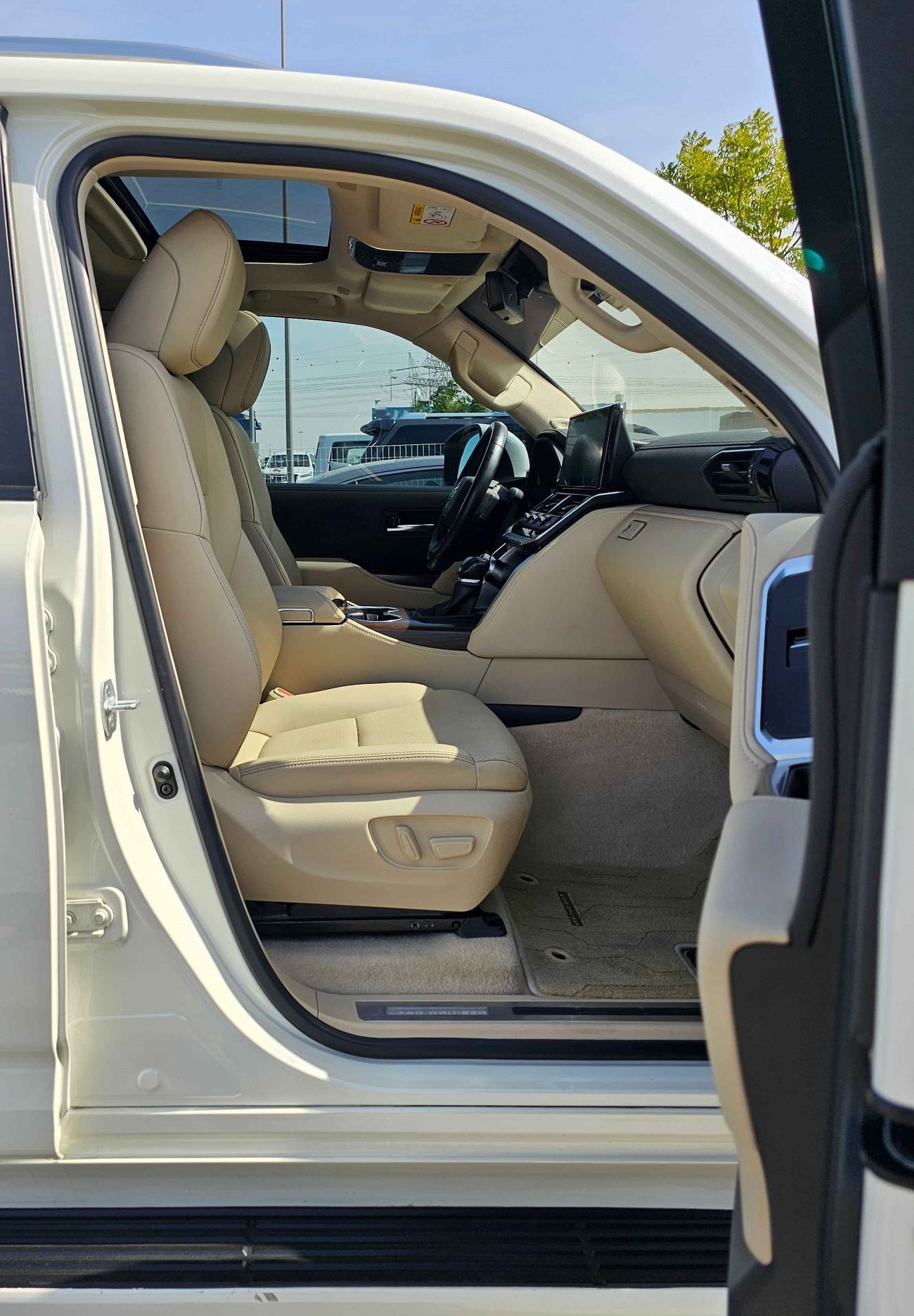 Toyota Land Cruiser // TWIN TURBO // GXR // 3.5L // LOW MILEAGE // FULL OPTION (LOT # 24037)