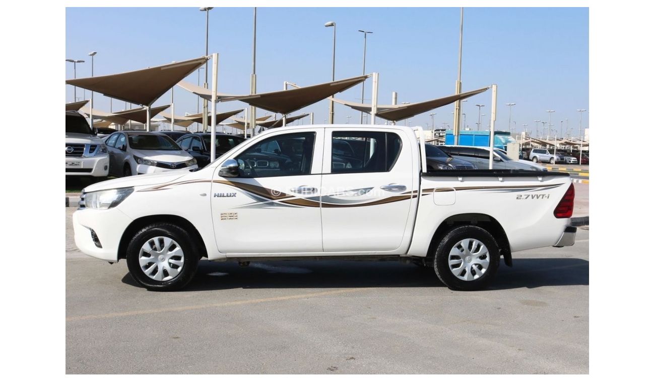 Toyota Hilux 2017 | HILUX 4X2 DOUBLE CABIN PICKUP 2.7 VVTI WITH GCC SPECS AND EXCELLENT CONDITION
