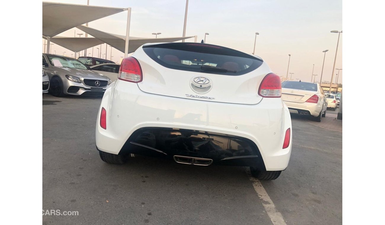 Hyundai Veloster Model 2016 GCC car prefect condition no need any maintenance full option
