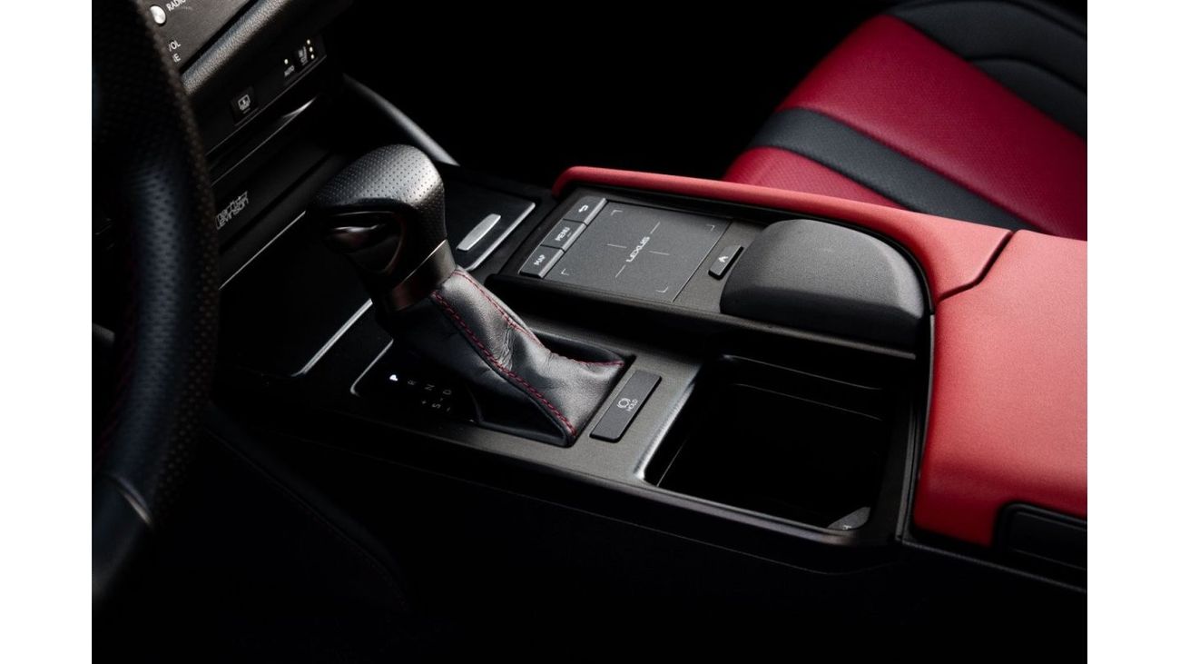 Lexus ES350 350 F sport  | 4,034 P.M  | 0% Downpayment | Excellent Condition!