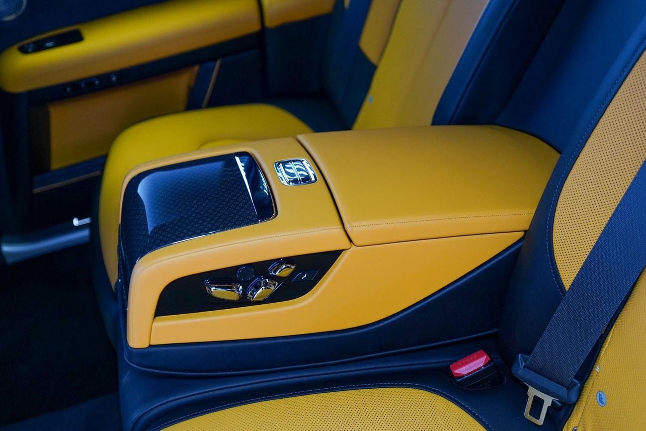 رولز رويس جوست 6.75T Short Wheelbase BLACK BADGE