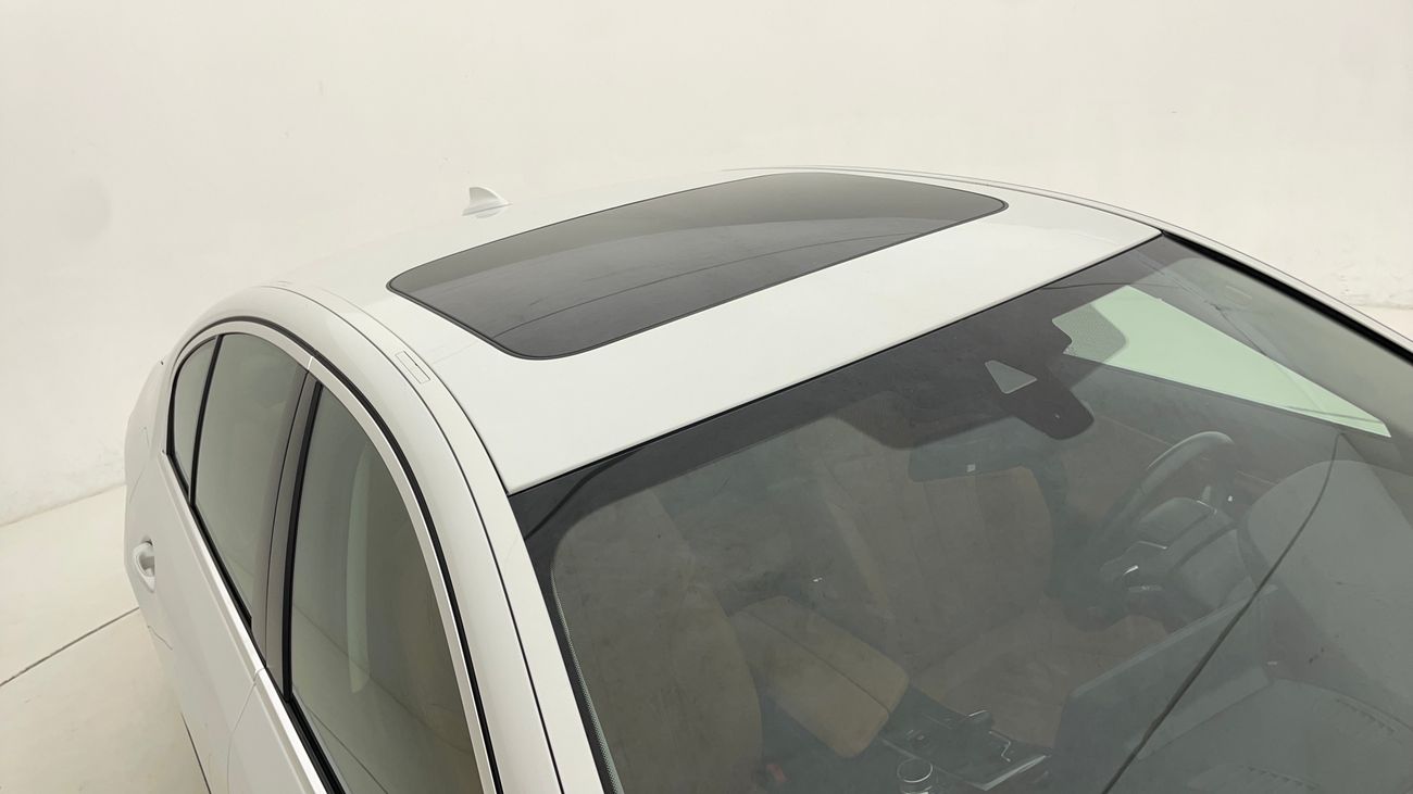 بي أم دبليو 520i JOY EDITION 2 | بدون دفعة مقدمة | اختبار القيادة في المنزل