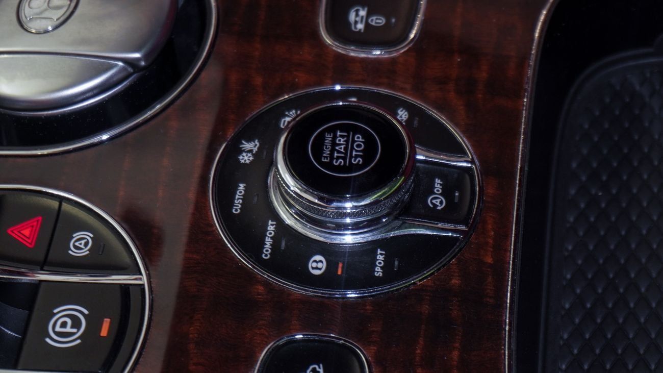 Bentley Bentayga FIRST EDITION