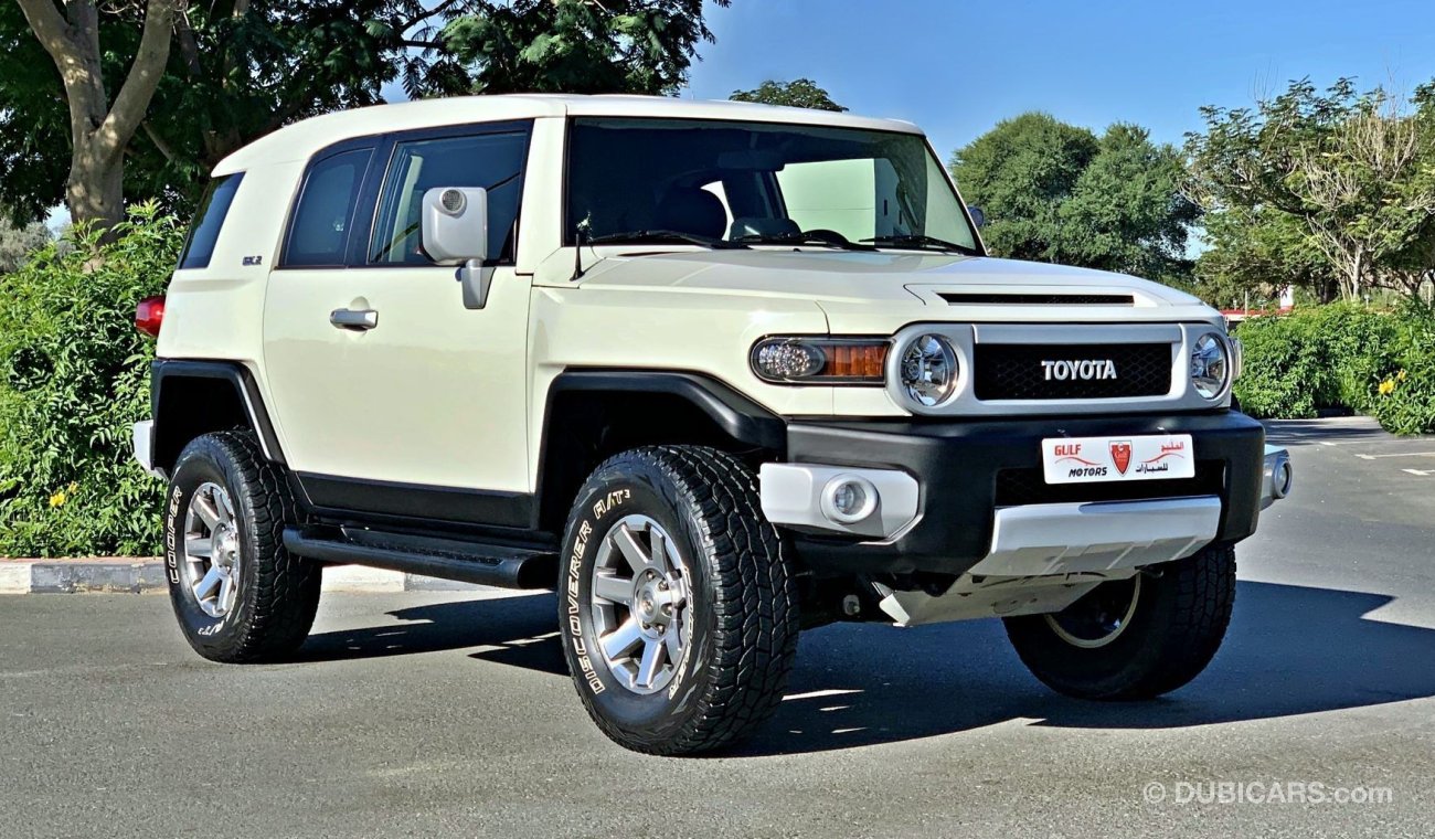 Toyota FJ Cruiser GCC - Excellent Condition - Agency Maintained - Fox Suspension Kits - Bank Finance Facility