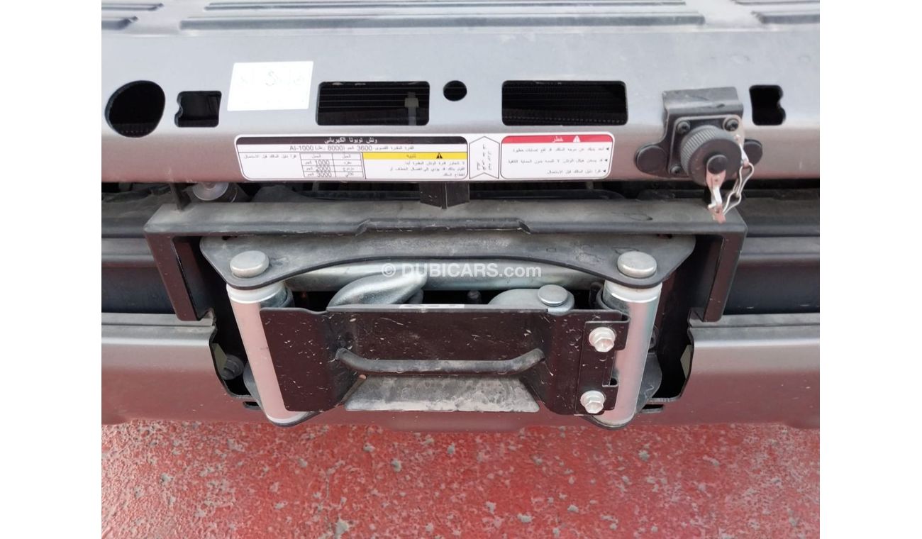 Toyota Land Cruiser Pick Up single Cabin 4.5L Diesel M/T 4X4 Beige color with Winch