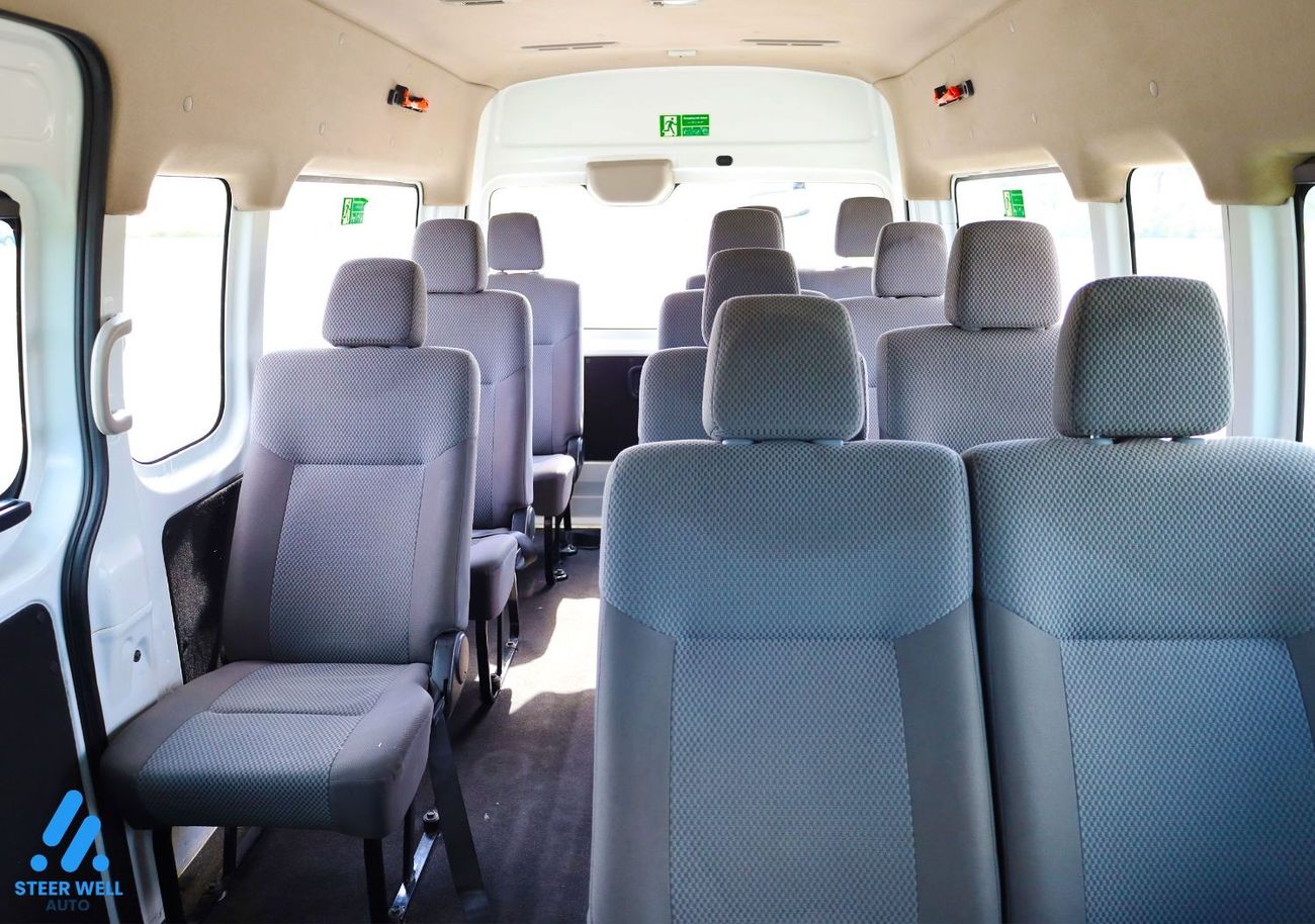 Nissan Urvan Std 2021 NV350 13 High Back Executive Seats / 2.5 Petrol M/T / GCC / Like New Condition