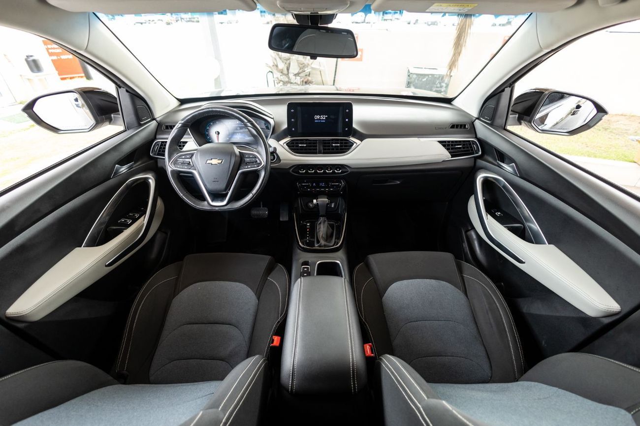 Chevrolet Captiva Premier 1.5L (150 HP) (7 Seater)