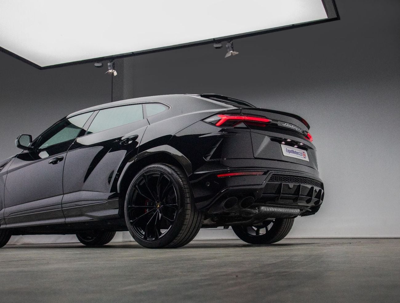 Lamborghini Urus STD