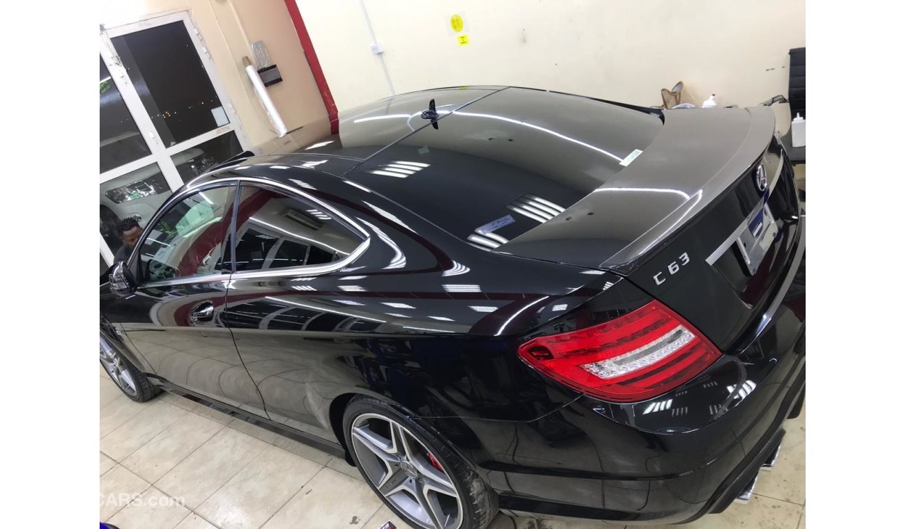 مرسيدس بنز C 63 كوبيه وارد اليابان بطاقة جمركية